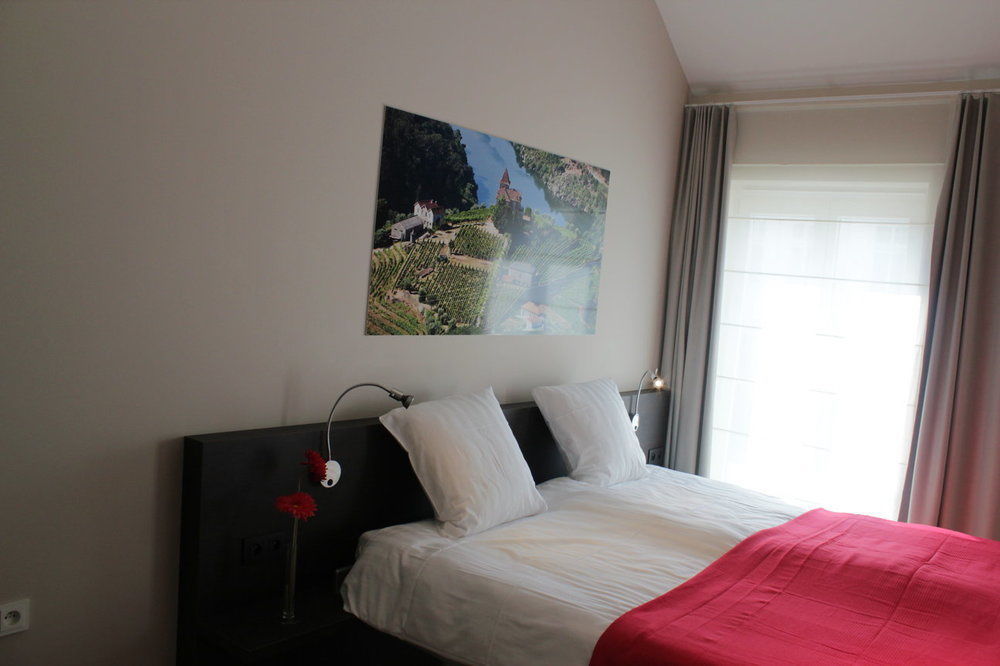Hotel L'O De Vie ซินท์-ทราวเดิน ภายนอก รูปภาพ